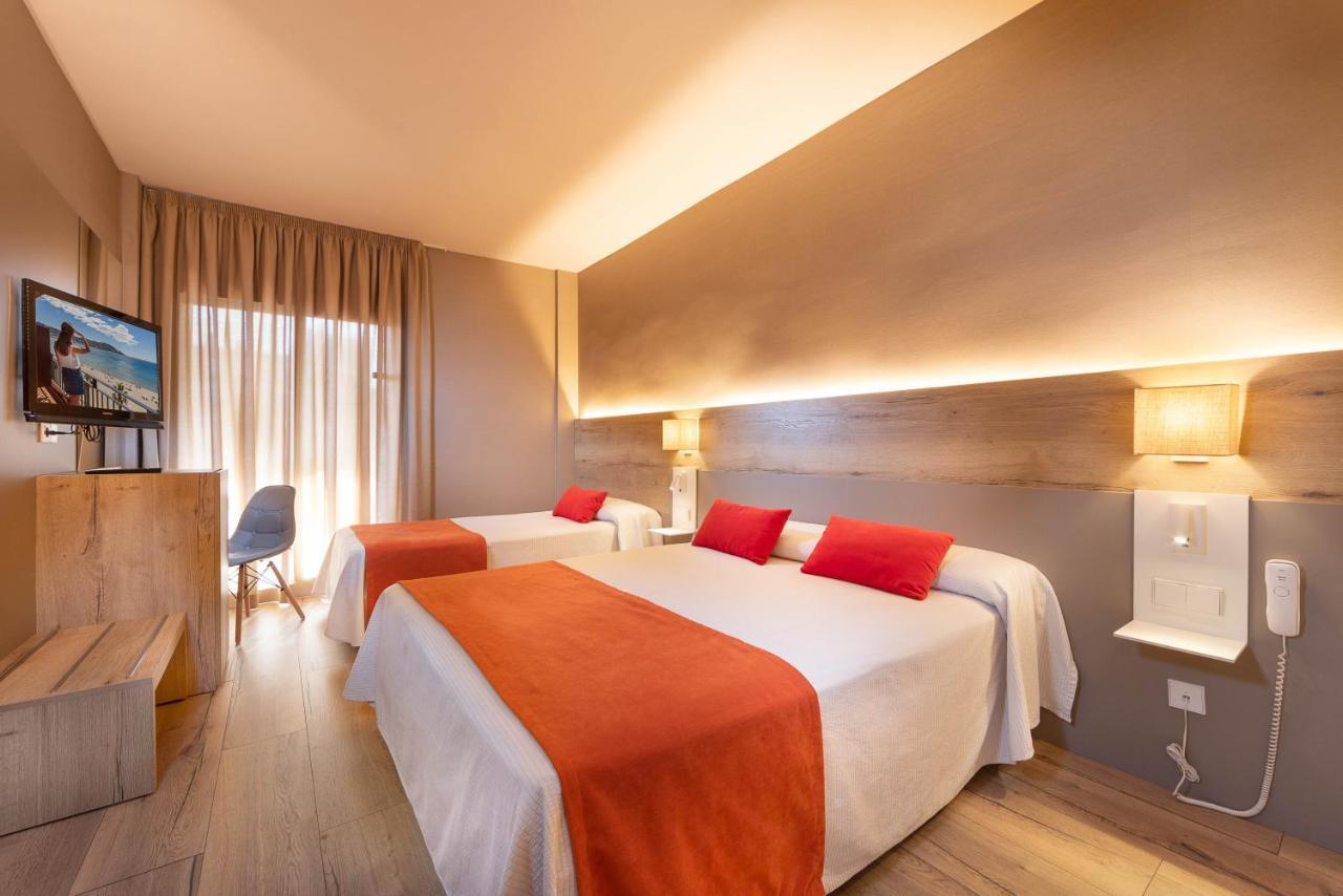 רוזס Hotel Montecarlo Spa & Wellness חדר תמונה